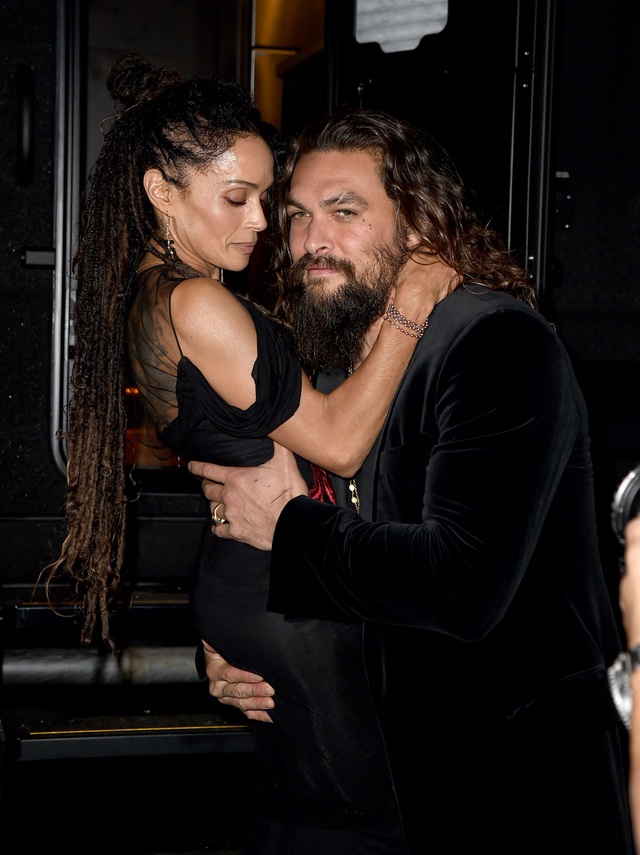Vua thủy tề Jason Momoa thừa nhận sợ vợ