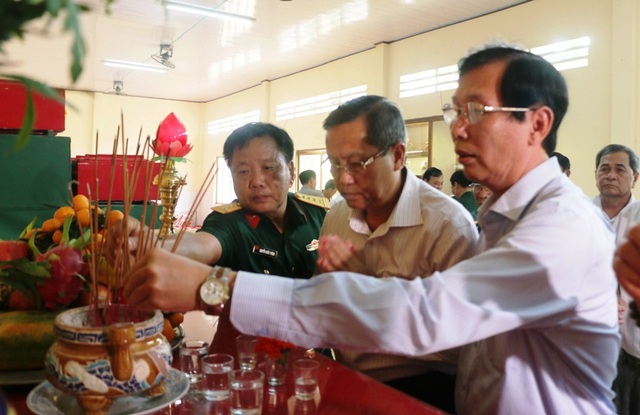 An Giang: Đưa hơn 3.200 hài cốt liệt sĩ về với đất mẹ - 1 An Giang: Đưa hơn 3.200 hài cốt liệt sĩ về với đất mẹ - 1