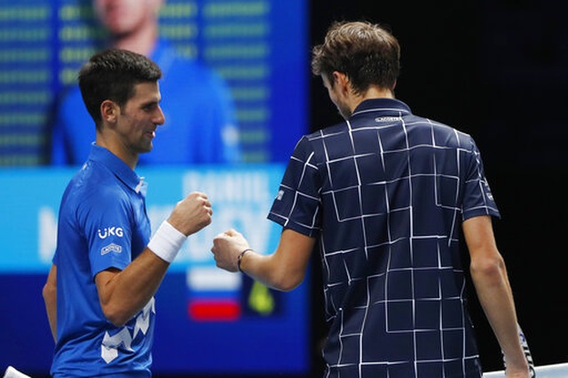 ATP Finals: Đánh bại Djokovic, Medvedev sớm giành vé vào bán kết - 2