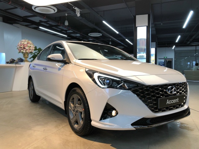 Xe gia đình nên mua Hyundai Accent 2021 hay Toyota Vios bản G? - 2