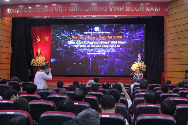 Bộ trưởng Nguyễn Mạnh Hùng: Công nghệ số đã trở thành không khí thở - 2 Bộ trưởng Nguyễn Mạnh Hùng: Công nghệ số đã trở thành không khí thở - 2