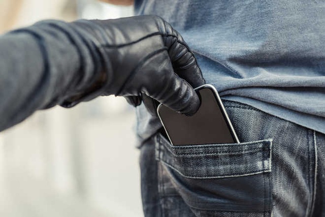 Thủ thuật để smartphone phát báo động khi bị móc túi nổi bật nhất tuần qua - 1 Thủ thuật để smartphone phát báo động khi bị móc túi nổi bật nhất tuần qua - 1