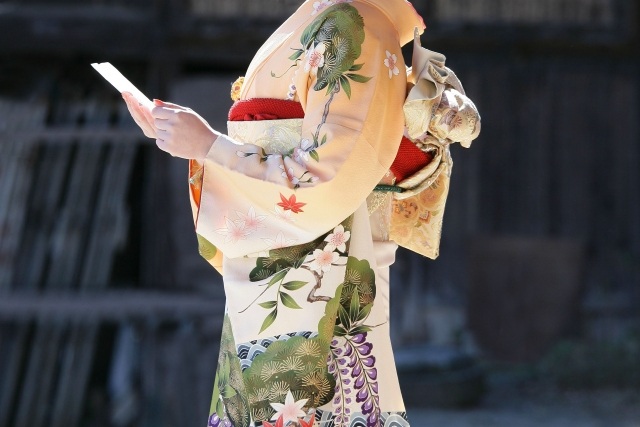 Furisode: Loại kimono giúp các thiếu nữ thể hiện tình yêu - 3 Furisode: Loại kimono giúp các thiếu nữ thể hiện tình yêu - 3