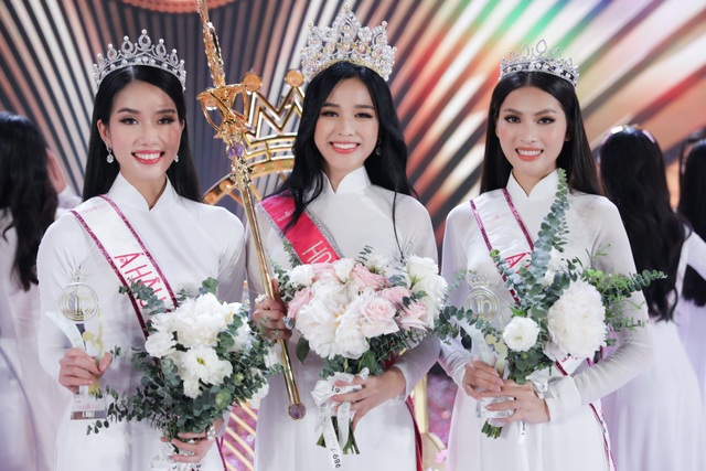 Hoa hậu Hà Kiều Anh: “Đối với tôi, Đỗ Thị Hà rất đẹp” - 3 Hoa hậu Hà Kiều Anh: “Đối với tôi, Đỗ Thị Hà rất đẹp” - 3