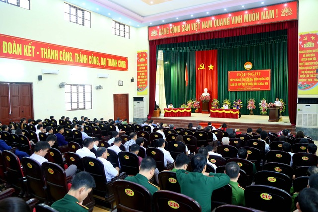 Khó khăn, thiên tai nhiều thì càng cần quan tâm, hỗ trợ người dân - 1 Khó khăn, thiên tai nhiều thì càng cần quan tâm, hỗ trợ người dân - 1