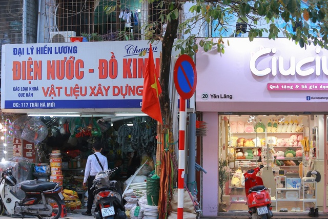 “Toát mồ hôi” khi lạc chân vào mê cung số nhà trên nhiều tuyến phố Hà Nội - 7 “Toát mồ hôi” khi lạc chân vào mê cung số nhà trên nhiều tuyến phố Hà Nội - 7