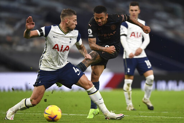 Moments Tottenham beat Man City, topped the table - 10