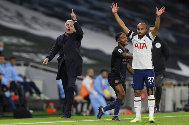 Moments Tottenham beat Man City, topping the table - 13