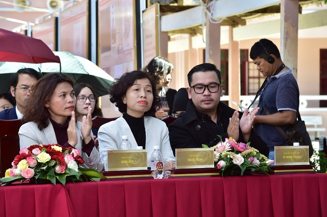 Đạo diễn Quỳnh Hoa Nhất Dạ chia sẻ chuyện mang lịch sử lên màn ảnh rộng - 3 Đạo diễn Quỳnh Hoa Nhất Dạ chia sẻ chuyện mang lịch sử lên màn ảnh rộng - 3