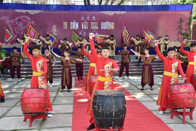 Đạo diễn Quỳnh Hoa Nhất Dạ chia sẻ chuyện mang lịch sử lên màn ảnh rộng - 4 Đạo diễn Quỳnh Hoa Nhất Dạ chia sẻ chuyện mang lịch sử lên màn ảnh rộng - 4