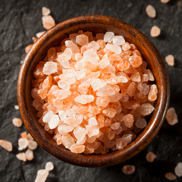 Vì sao muối hồng Himalaya lại có giá đắt đỏ gấp 20 lần muối thường? - 3 Vì sao muối hồng Himalaya lại có giá đắt đỏ gấp 20 lần muối thường? - 3