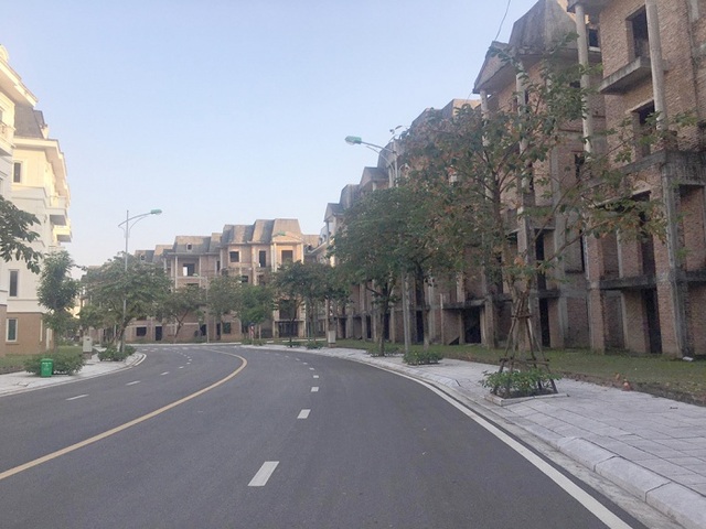 Thị trường bất động sản ế hàng tồn, khan hàng mới - 1 Thị trường bất động sản ế hàng tồn, khan hàng mới - 1