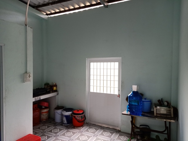 Bàn giao Ngôi nhà Nhân ái do bạn đọc Dân trí giúp đỡ 2 bà cháu - 7 Bàn giao Ngôi nhà Nhân ái do bạn đọc Dân trí giúp đỡ 2 bà cháu - 7