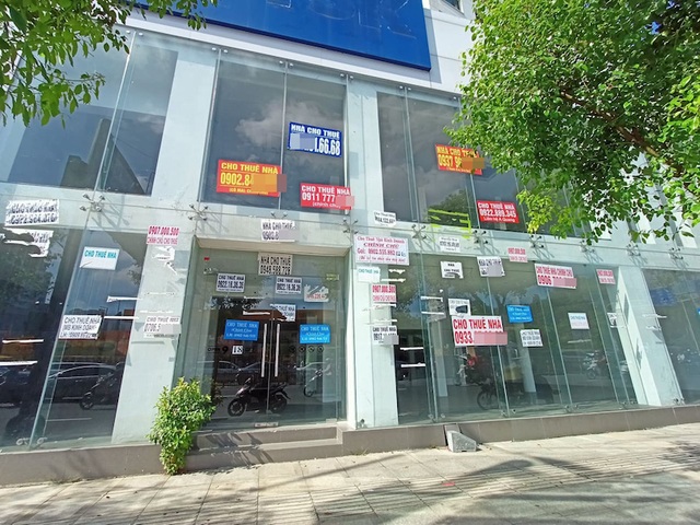 Mặt bằng cho thuê ế dài vì... để qua Tết rồi tính - 2 Mặt bằng cho thuê ế dài vì... để qua Tết rồi tính - 2