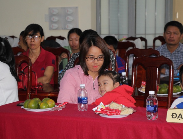 Đắk Lắk: Trẻ em rối loạn phổ tự kỷ được hỗ trợ hòa nhập cộng đồng - 2 Đắk Lắk: Trẻ em rối loạn phổ tự kỷ được hỗ trợ hòa nhập cộng đồng - 2