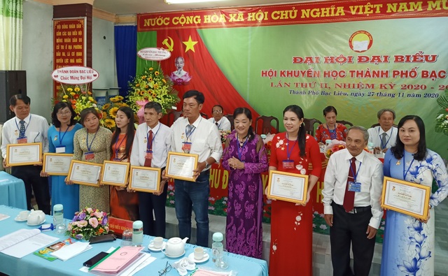 Hội Khuyến học thành phố Bạc Liêu vận động phong trào được trên 100 tỷ đồng - 3 Hội Khuyến học thành phố Bạc Liêu vận động phong trào được trên 100 tỷ đồng - 3