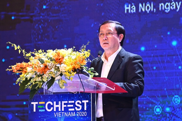 Prime Minister Nguyen Xuan Phuc Speaks at 2020-2 Innovation Entrepreneurship Forum