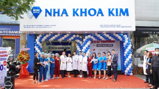 Nha Khoa Kim tưng bừng thay đổi diện mạo mới phòng khám Lê Văn Sỹ, TP. HCM - 4 Nha Khoa Kim tưng bừng thay đổi diện mạo mới phòng khám Lê Văn Sỹ, TP. HCM - 4