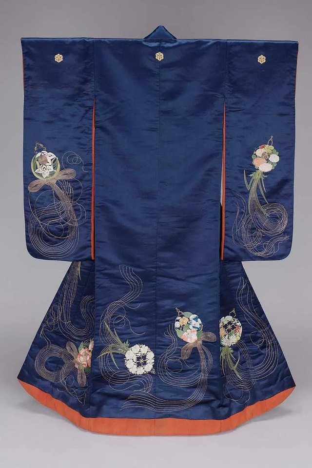 Chiêm ngưỡng họa tiết 4 mùa tuyệt sắc của kimono Nhật Bản - 3 Chiêm ngưỡng họa tiết 4 mùa tuyệt sắc của kimono Nhật Bản - 3