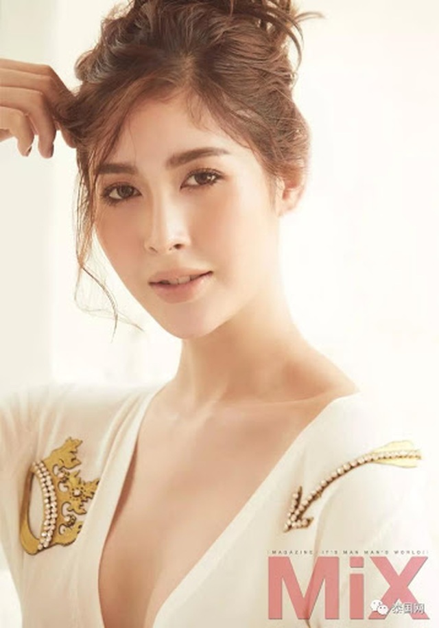Ngoại hình xinh đẹp và gợi cảm của tân hoa hậu chuyển giới Thái Lan - 24 Ngoại hình xinh đẹp và gợi cảm của tân hoa hậu chuyển giới Thái Lan - 24