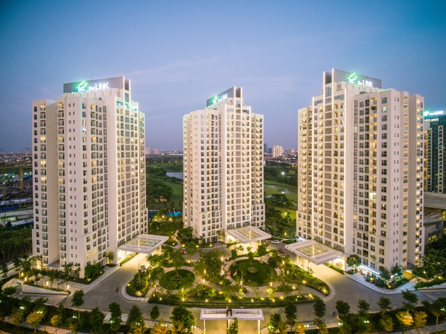 Cận cảnh tuyến cầu cạn Mai Dịch - Nam Thăng Long đã được chính thức thông đường - 3 Cận cảnh tuyến cầu cạn Mai Dịch - Nam Thăng Long đã được chính thức thông đường - 3