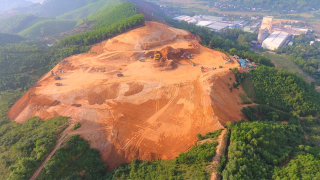 Dự án 500 tỷ đồng không phép ồ ạt san ủi mặt bằng để xây dựng - 1 Dự án 500 tỷ đồng không phép ồ ạt san ủi mặt bằng để xây dựng - 1