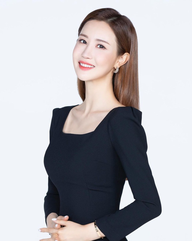 Bất ngờ trước diện mạo mới của nữ hoàng dao kéo Lee Da Hae - 7 Bất ngờ trước diện mạo mới của nữ hoàng dao kéo Lee Da Hae - 7