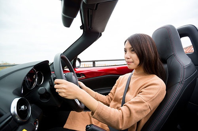 Niềm đam mê siêu xe khác lạ của phái đẹp Trung Quốc - 5 Niềm đam mê siêu xe khác lạ của phái đẹp Trung Quốc - 5