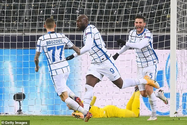 Real Madrid đứng trước nguy cơ bị loại, Inter Milan nuôi hy vọng đi tiếp - 7 Real Madrid đứng trước nguy cơ bị loại, Inter Milan nuôi hy vọng đi tiếp - 7