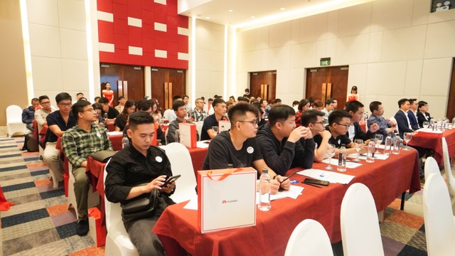 Vì sao nhiều nhà phát triển game Việt chọn AppGallery để vươn tầm thế giới? - 3 Vì sao nhiều nhà phát triển game Việt chọn AppGallery để vươn tầm thế giới? - 3