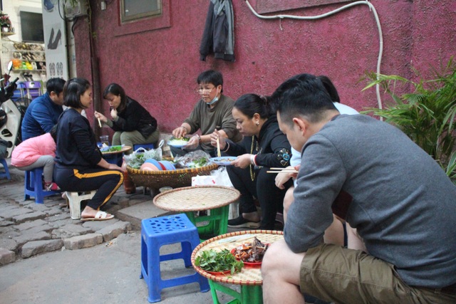 Món nộm vỉa hè có tên độc nhất Hà Nội, công thức được mua bằng cả cây vàng - 8 Món nộm vỉa hè có tên độc nhất Hà Nội, công thức được mua bằng cả cây vàng - 8