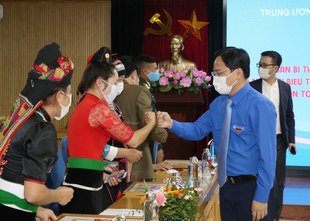 Nguyện vọng thanh niên tiêu biểu dân tộc thiểu số gửi tới Trung ương Đoàn - 2 Nguyện vọng thanh niên tiêu biểu dân tộc thiểu số gửi tới Trung ương Đoàn - 2