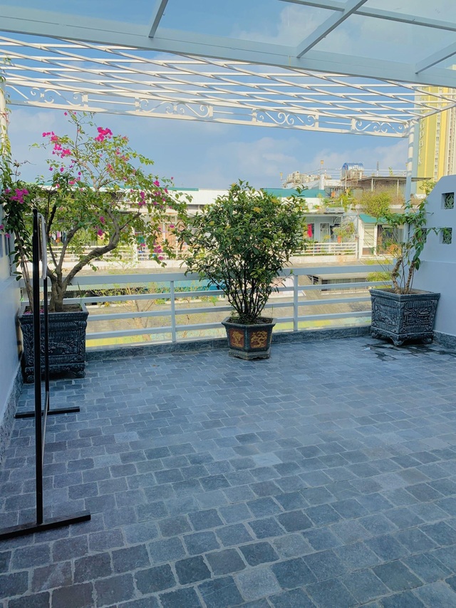 Biệt thự trốn khói bụi đẹp bình yên, ngập cây xanh của vợ chồng ở Hà Nội - 12 Biệt thự trốn khói bụi đẹp bình yên, ngập cây xanh của vợ chồng ở Hà Nội - 12