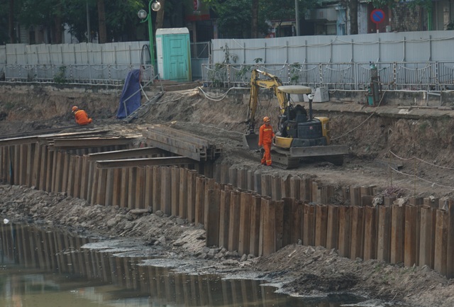 Cận cảnh công trình tách nước thải khỏi sông Tô Lịch - 2 Cận cảnh công trình tách nước thải khỏi sông Tô Lịch - 2