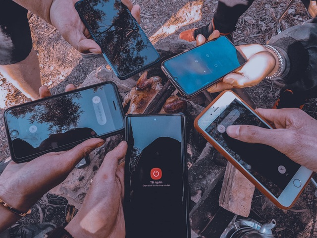 Nhóm bạn Hà Nội leo núi, cắm trại: Chuyến đi không điện thoại, không wifi - 4 Nhóm bạn Hà Nội leo núi, cắm trại: Chuyến đi không điện thoại, không wifi - 4