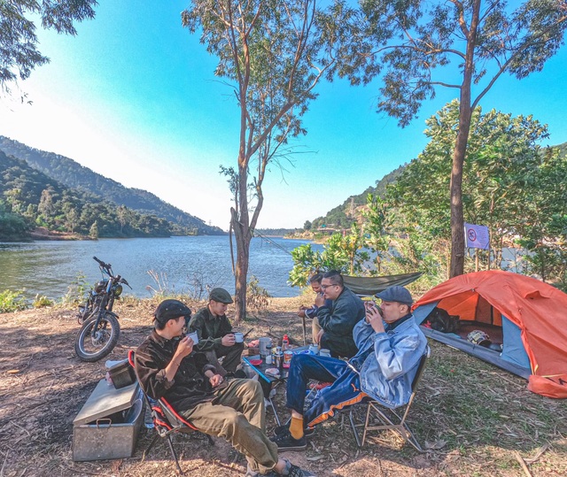 Hanoi group of friends for mountain climbing, camping: Trip without phone, without wifi - 9