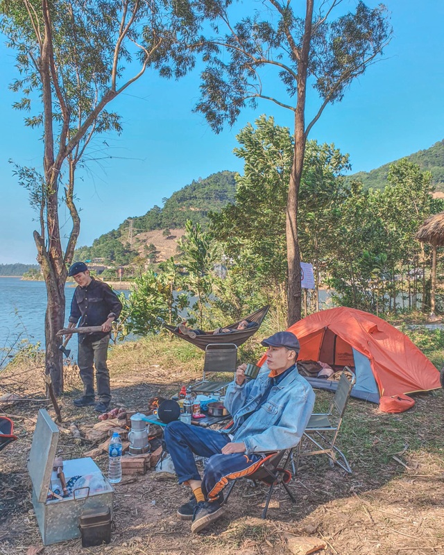 Nhóm bạn Hà Nội leo núi, cắm trại: Chuyến đi không điện thoại, không wifi - 10 Nhóm bạn Hà Nội leo núi, cắm trại: Chuyến đi không điện thoại, không wifi - 10