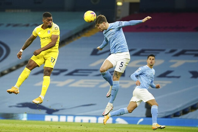 Man City 2-0 Fulham: Sterling - De Bruyne, kẻ tung người hứng - 4 Man City 2-0 Fulham: Sterling - De Bruyne, kẻ tung người hứng - 4