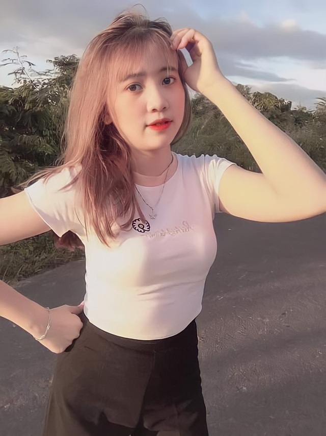 Nữ sinh đa tài với ước mơ làm luật sư - 4 Nữ sinh đa tài với ước mơ làm luật sư - 4