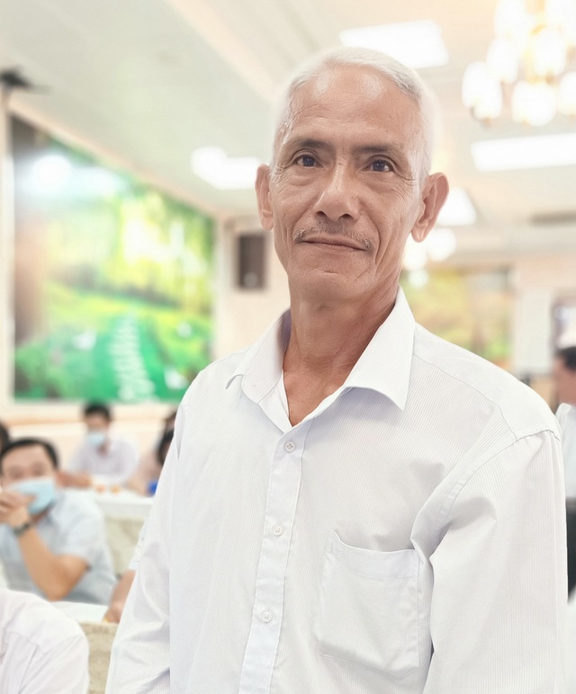 Bạc Liêu: Từ nghề đan đát lục bình, người đàn ông U60 vươn lên thoát nghèo - 1 Bạc Liêu: Từ nghề đan đát lục bình, người đàn ông U60 vươn lên thoát nghèo - 1
