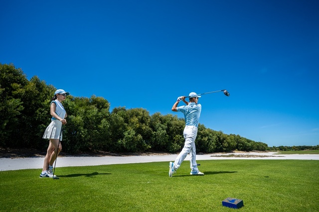 Vinpearl Golf đồng hành cùng CNN quảng bá du lịch Việt Nam - 5 Vinpearl Golf đồng hành cùng CNN quảng bá du lịch Việt Nam - 5