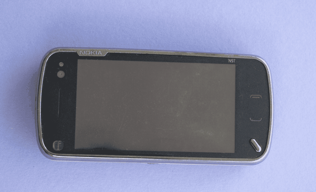 Cay đắng cho số phận chiếc điện thoại Nokia mệnh danh kẻ soán ngôi iPhone - 4 Cay đắng cho số phận chiếc điện thoại Nokia mệnh danh kẻ soán ngôi iPhone - 4
