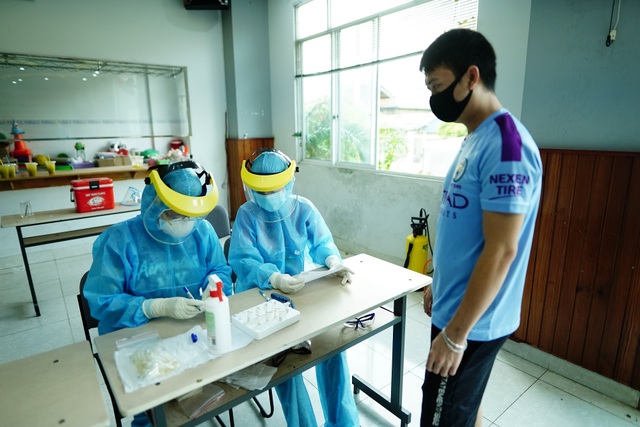 TP HCM: Qua 5 ngày không thêm ca mắc Covid-19 ngoài cộng đồng - 2 TP HCM: Qua 5 ngày không thêm ca mắc Covid-19 ngoài cộng đồng - 2
