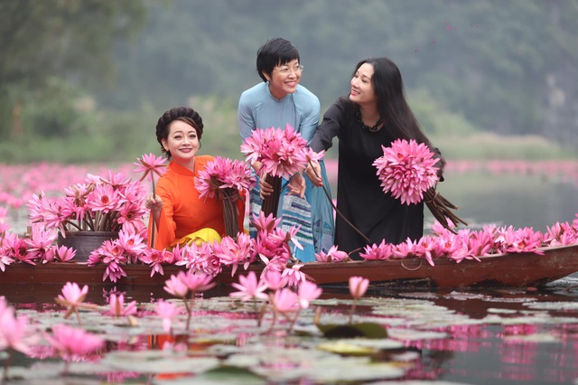 Thanh Thanh Hiền bình thản sau sóng gió, đọ dáng cùng Trà My, Thảo Vân - 4 Thanh Thanh Hiền bình thản sau sóng gió, đọ dáng cùng Trà My, Thảo Vân - 4