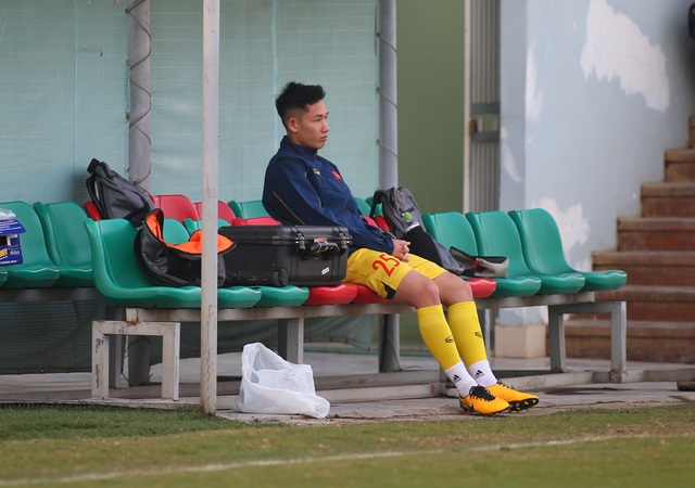 Cầu thủ thứ hai phải chia tay đội tuyển Việt Nam vì chấn thương - 1