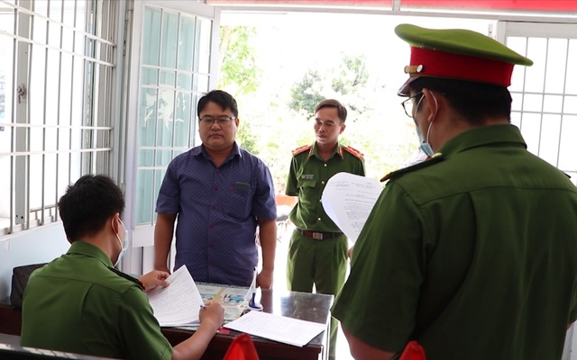 Bắt Giám đốc và hai cán bộ ngân hàng gây thiệt hại 6 tỷ đồng - 1