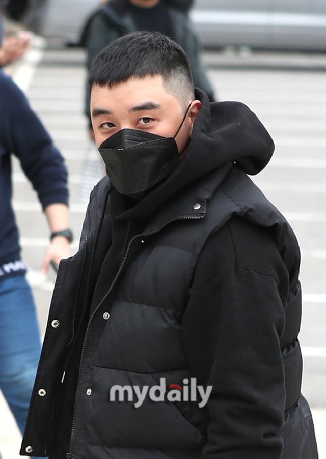 Gái mại dâm thừa nhận tiếp khách tại nhà Seungri