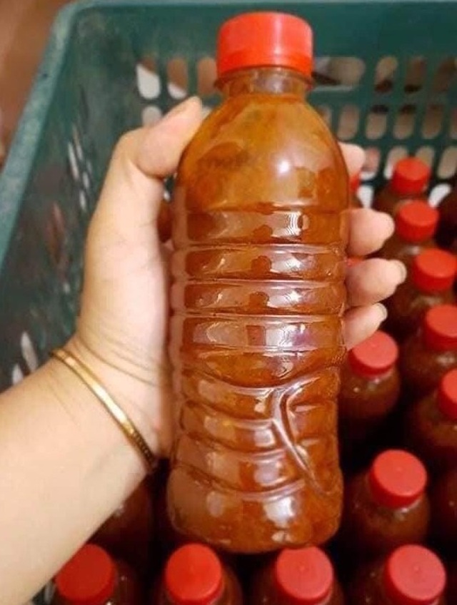 Hot gril bán mắm khóc ròng vì khách mua hàng hai năm chưa trả tiền - 1 Hot gril bán mắm khóc ròng vì khách mua hàng hai năm chưa trả tiền - 1