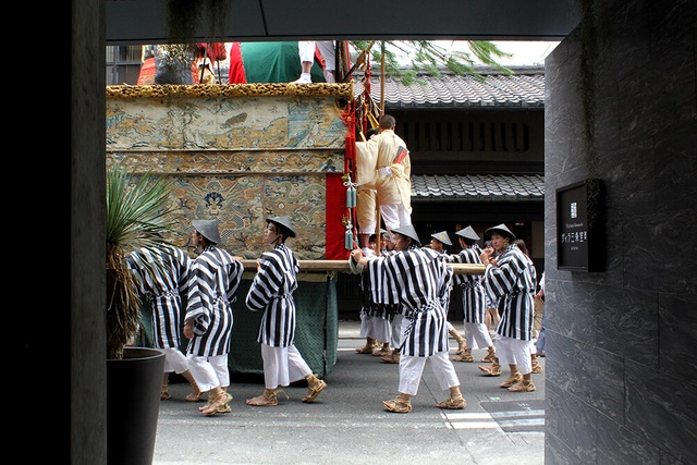 Khách sạn hạng sang nằm trên trục giao thoa văn hóa của Kyoto - 1 Khách sạn hạng sang nằm trên trục giao thoa văn hóa của Kyoto - 1