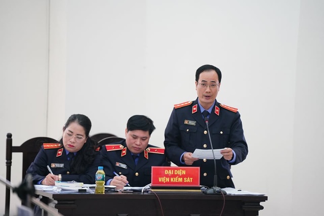 Cựu Giám đốc CDC Hà Nội bị đề nghị 10 - 11 năm tù - 1